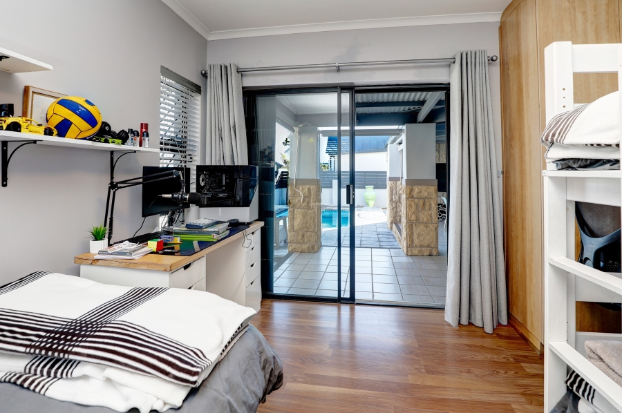 4 Bedroom Property for Sale in Burgundy Estate Western Cape